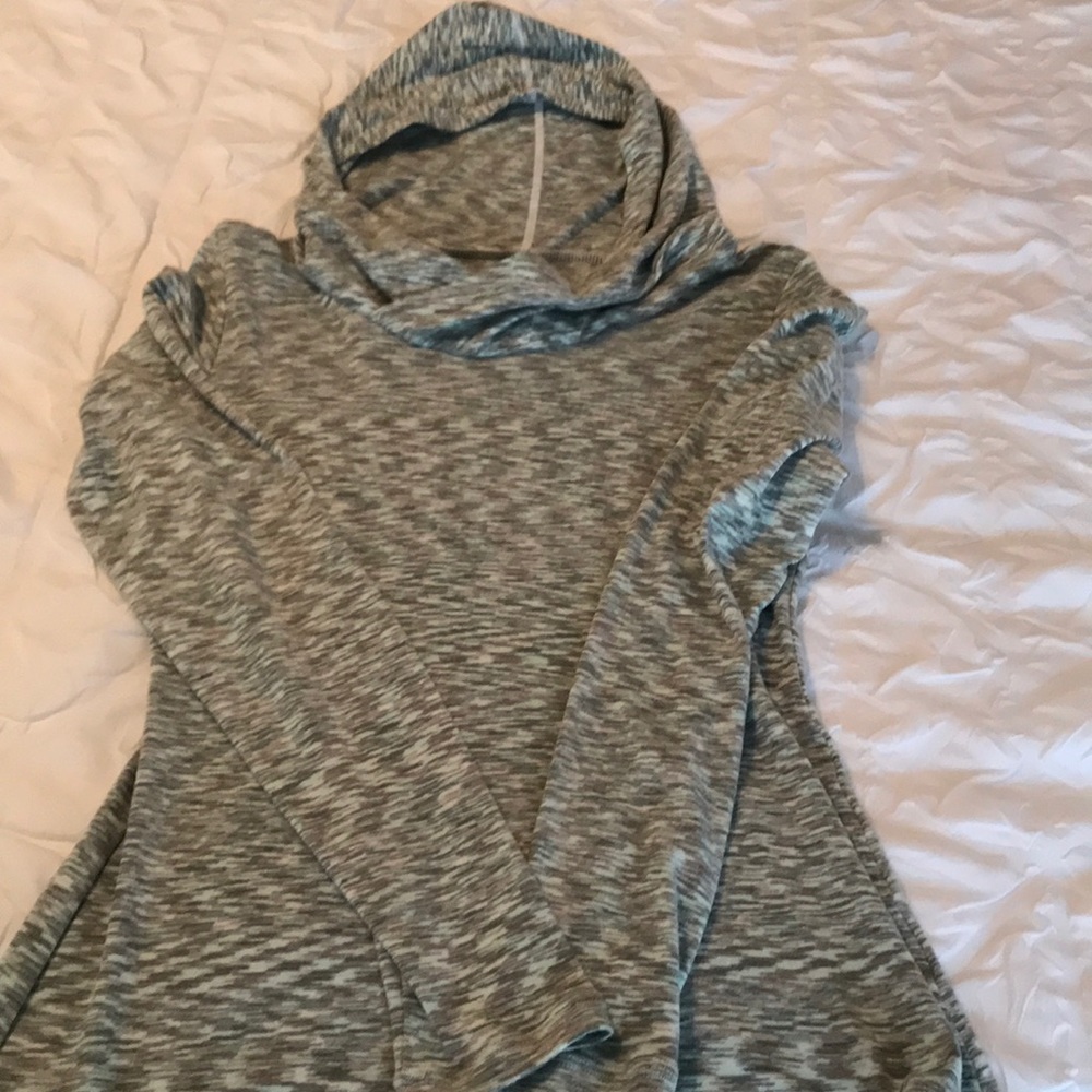 Columbia long sleeve shirt